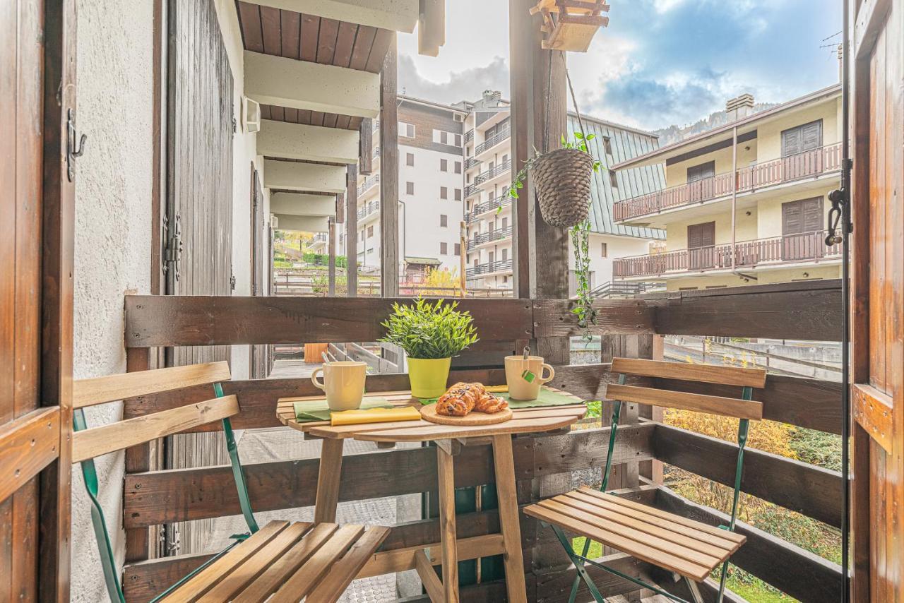 Casa Sole- Loft Moderno In Montagna Apartment Априка Екстериор снимка